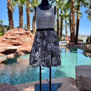 Peter Som Black & white  crew neck Striped floral